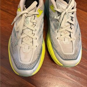Hoka great condition running shoes size 6 1/2